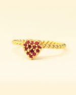Anillo corazon rojo oro
