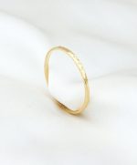 Anillo facetado oro