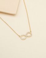 Cadena infinito cristal