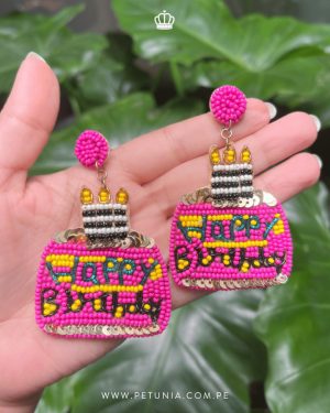 Aretes Birthday cake white