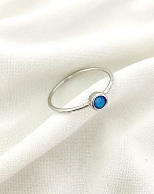 Anillo punto de luz opalo plata