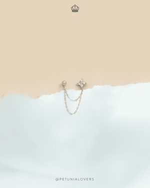 Piercing flor punto cadena