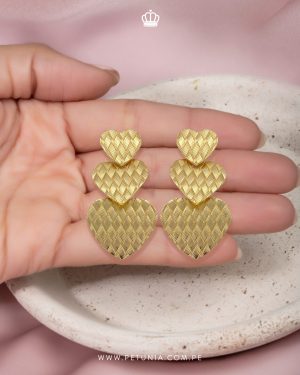 Aretes trio corazones