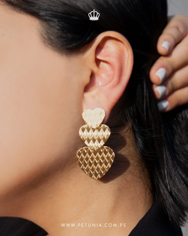 Aretes trio corazones - Imagen 2