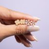 Aretes Flor petalos Diamantes