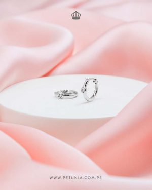 Argollas Mini Bezel Punto Diamante