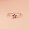 Anillo Roseta rojo