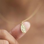 Dije Virgen de Guadalupe oro