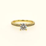 Anillo Alessia Moissanita dorado